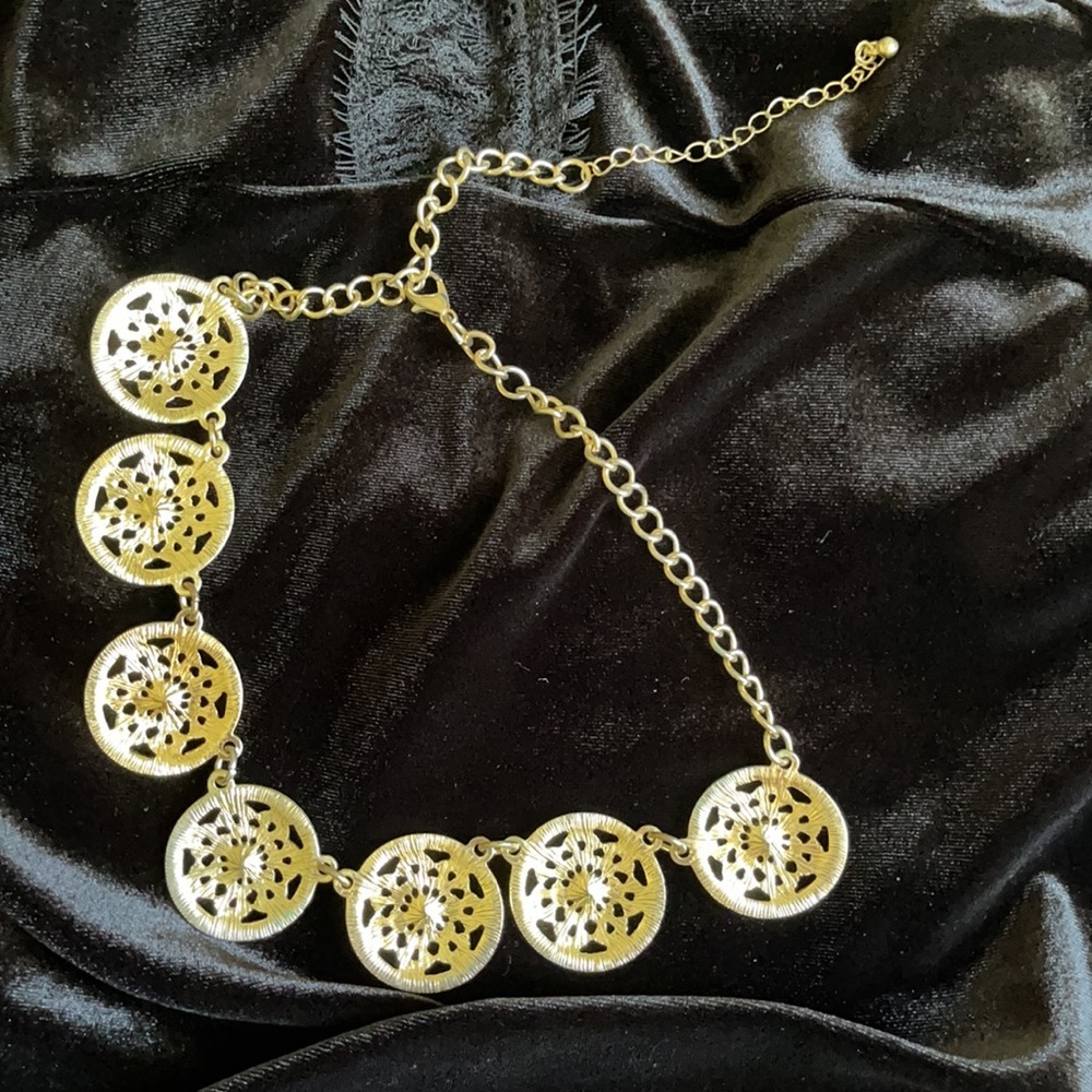 Necklace - Picture 2 of 4